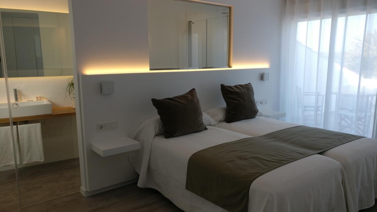 Hostal La Palma 福尔内利斯 外观 照片