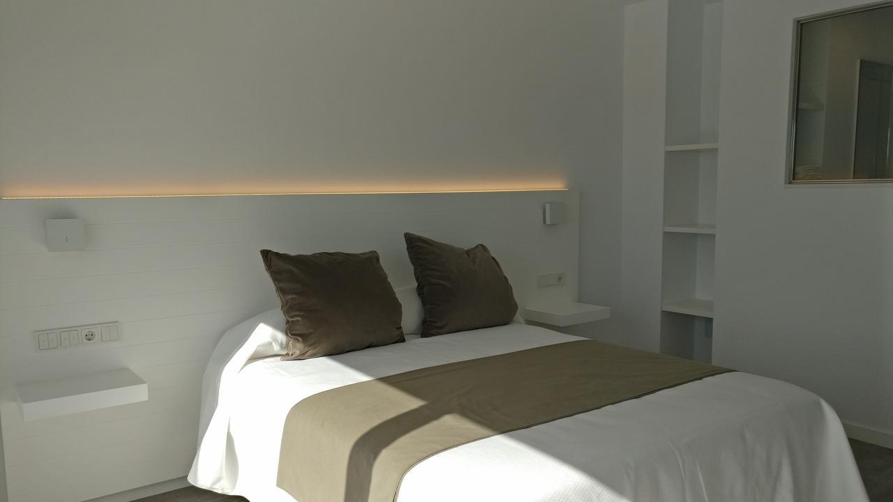 Hostal La Palma 福尔内利斯 外观 照片